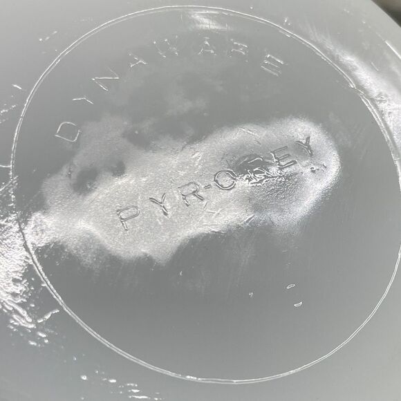 Vintage Milk Glass Bake Dish Set of 2 - Picture 4 of 4